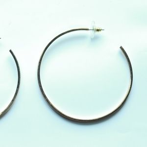 BANANA REPUBLIC Everyday Large Hoop Earrings NEW